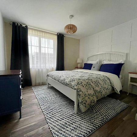 Les Cottages Du Manoir, Jacuzzi -크로종 외부 사진