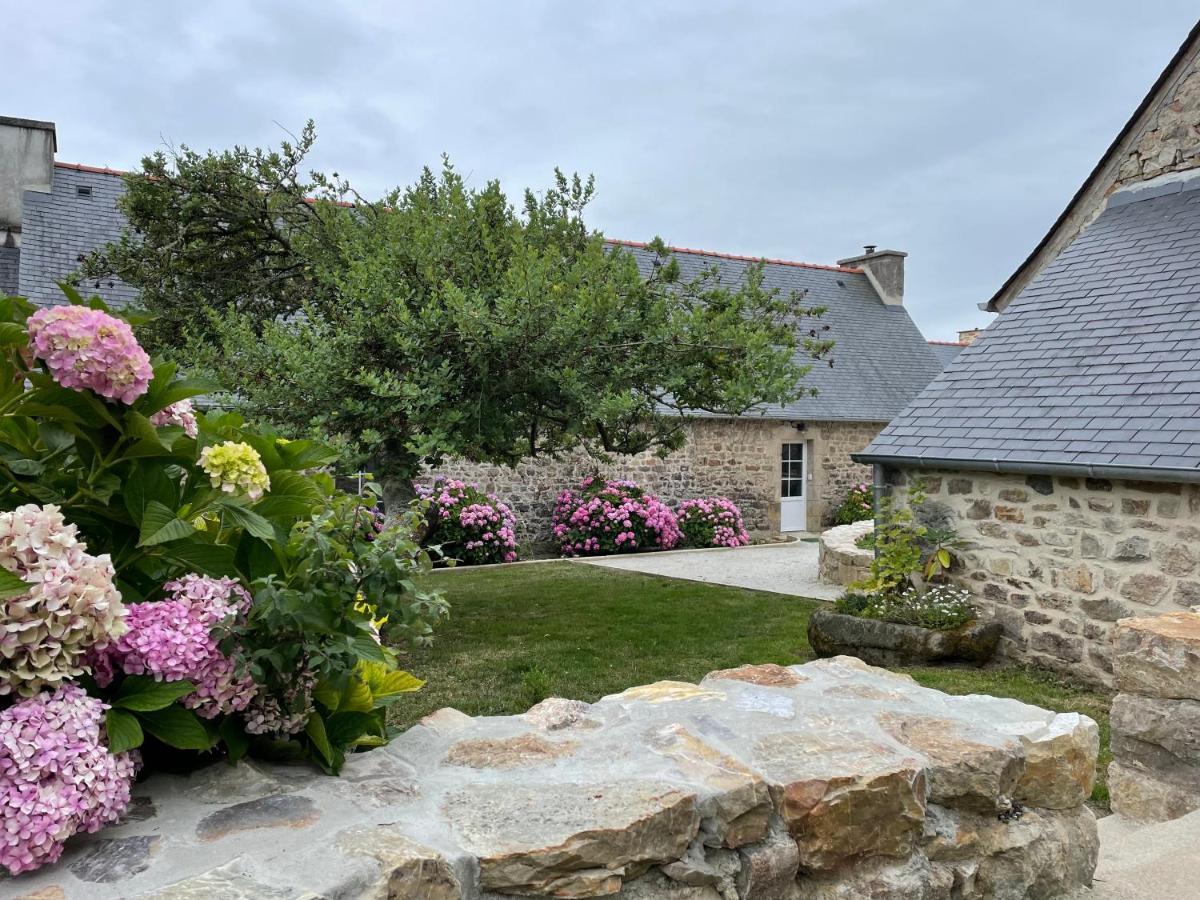 Les Cottages Du Manoir, Jacuzzi -크로종 외부 사진