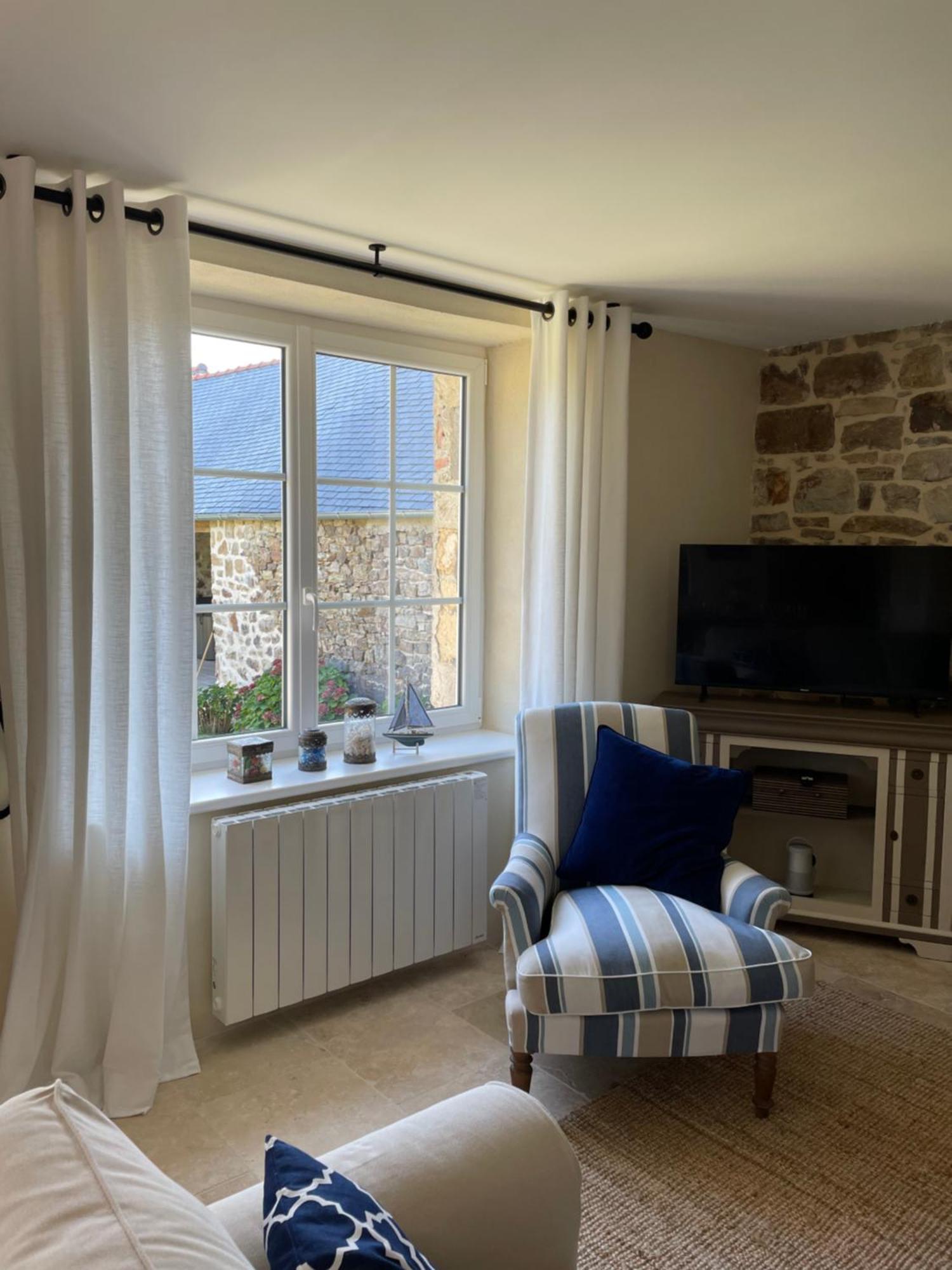 Les Cottages Du Manoir, Jacuzzi -크로종 외부 사진
